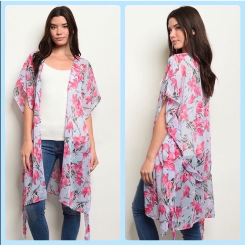 NWT! Flowy Watercolor Floral Kimono w/ Waist Tie
